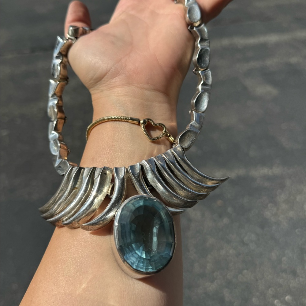 MEXICAN MODERNIST STERLING SILVER NECKLACE, MID 20th London Blue Topaz 399g - Picture 12 of 15
